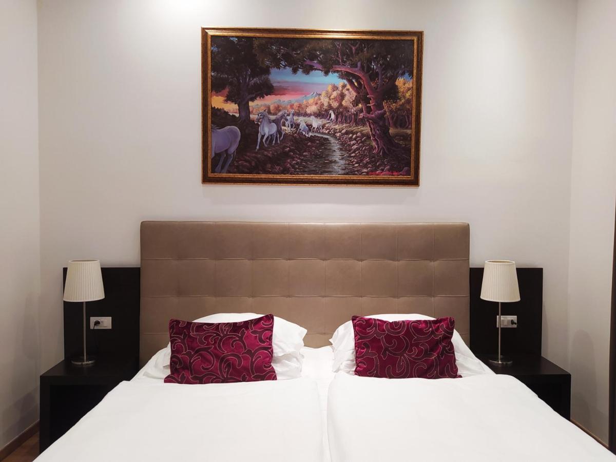 宫殿套房和公寓酒店 布拉格 外观 照片