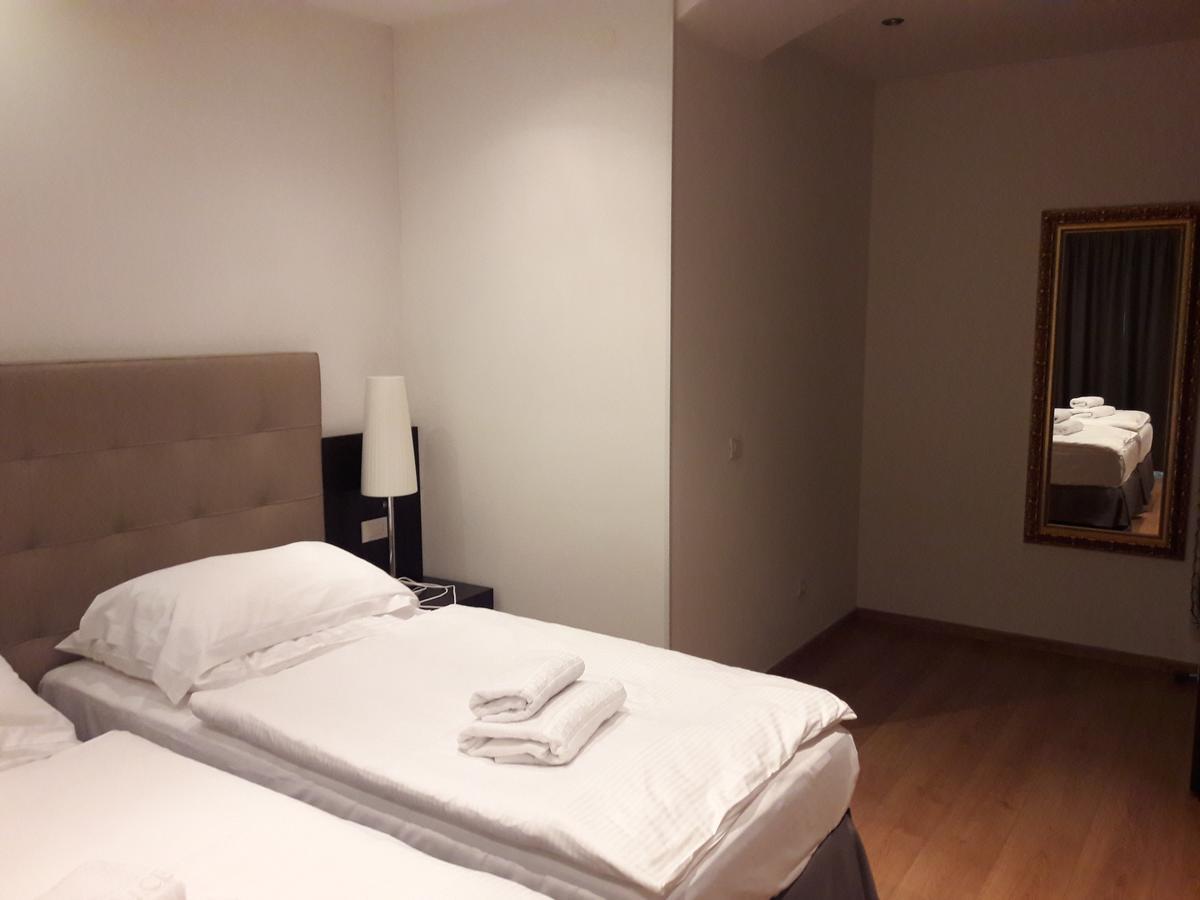 宫殿套房和公寓酒店 布拉格 外观 照片